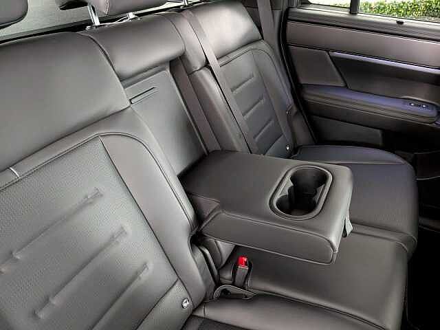 Hyundai SANTA FE 1.6 T-GDi 13.8kWh Calligraphy Auto 4WD Euro 6 (s/s) 5dr (7Seat) Olive Green