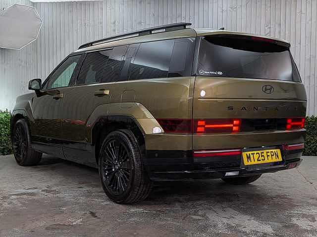 Hyundai SANTA FE 1.6 T-GDi 13.8kWh Calligraphy Auto 4WD Euro 6 (s/s) 5dr (7Seat) Olive Green