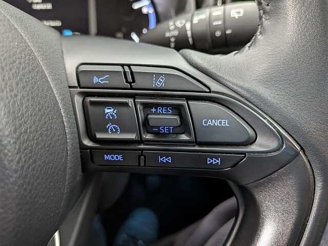 Toyota Yaris Cross 1.5 VVT-h Design SUV 5dr Petrol Hybrid E-CVT Euro 6 (s/s) (116 ps)