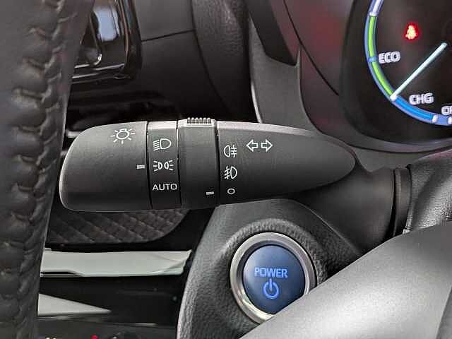 Toyota Yaris Cross 1.5 VVT-h Design SUV 5dr Petrol Hybrid E-CVT Euro 6 (s/s) (116 ps)