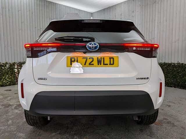 Toyota Yaris Cross 1.5 VVT-h Design SUV 5dr Petrol Hybrid E-CVT Euro 6 (s/s) (116 ps)