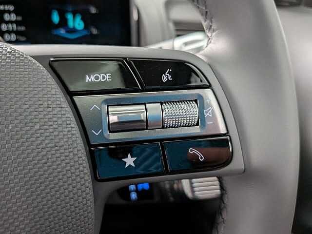 Hyundai INSTER Long Range 49kWh Cross Auto 5dr