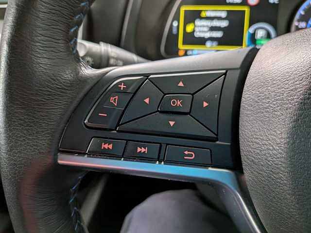Nissan Leaf 39kWh N-Connecta Auto 5dr