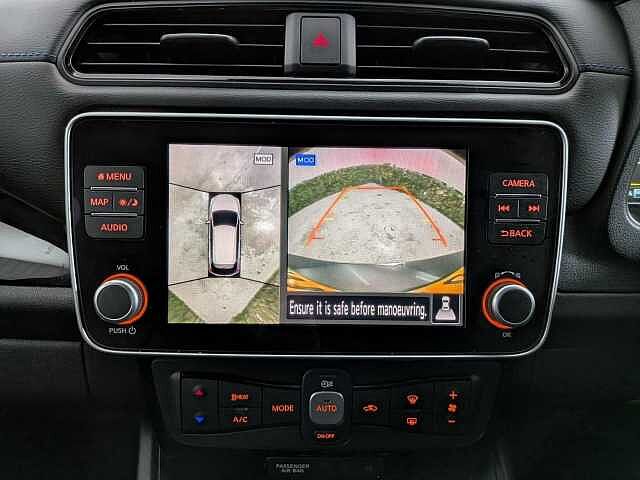 Nissan Leaf 39kWh N-Connecta Auto 5dr