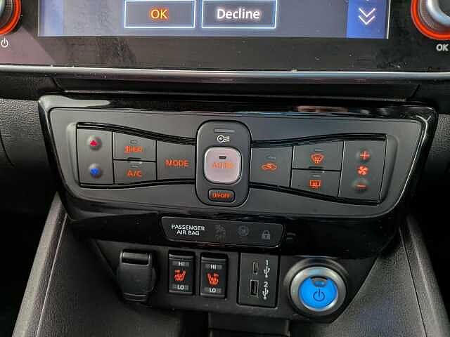 Nissan Leaf 39kWh N-Connecta Auto 5dr