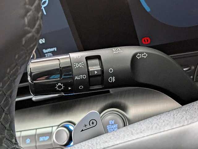 Hyundai KONA 65.4kWh Advance Auto 5dr