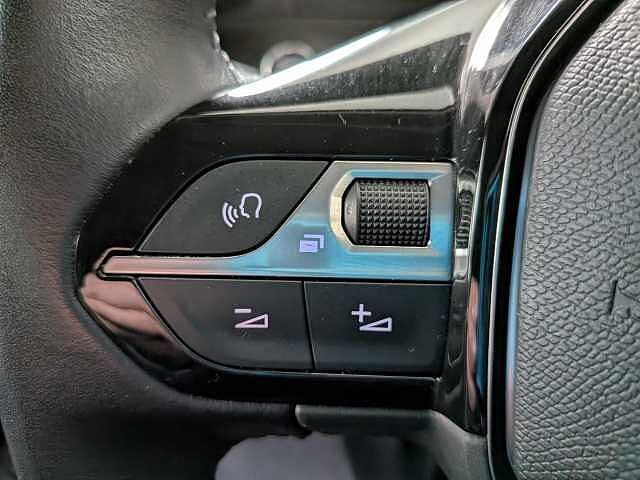 Peugeot 2008 1.2 PureTech Allure Euro 6 (s/s) 5dr