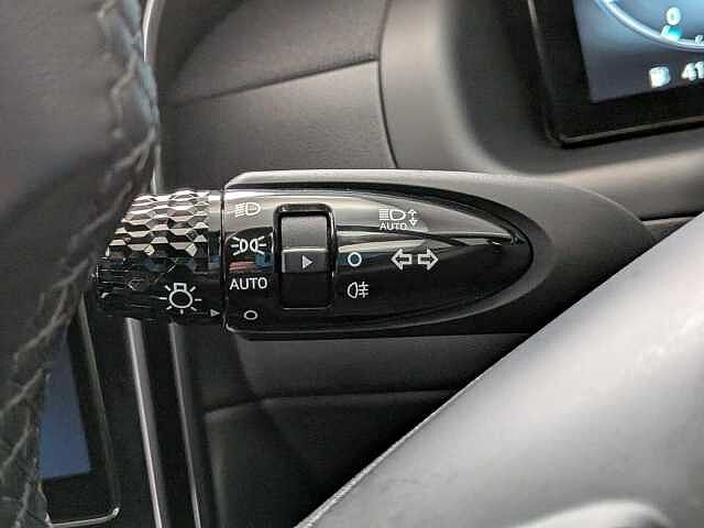 Hyundai TUCSON 1.6 T-GDi MHEV SE Connect DCT Euro 6 (s/s) 5dr Sunset Red