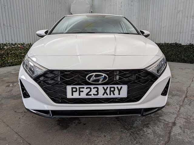 Hyundai I20 1.0 T-GDi MHEV Premium Euro 6 (s/s) 5dr Atlas White