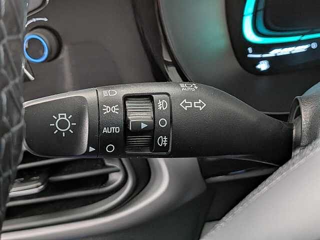Hyundai I10 1.2 Premium Euro 6 (s/s) 5dr Mangrove Green