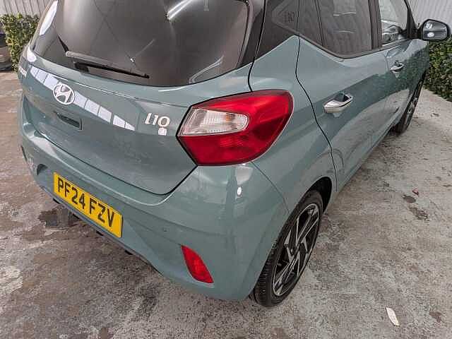 Hyundai I10 1.2 Premium Euro 6 (s/s) 5dr Mangrove Green