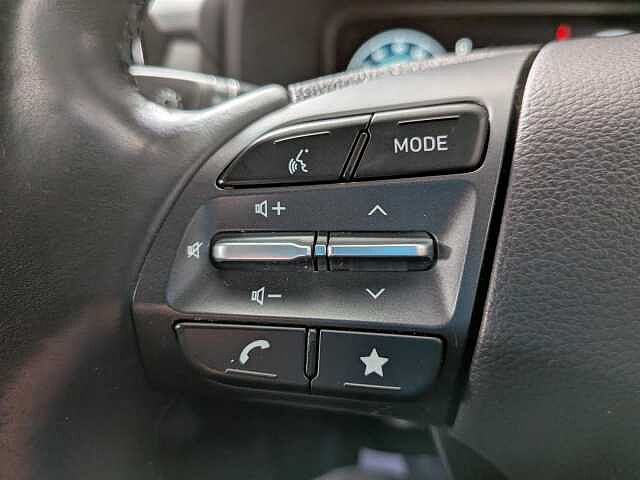 Hyundai KONA 1.6 h-GDi Premium DCT Euro 6 (s/s) 5dr Surfy Blue
