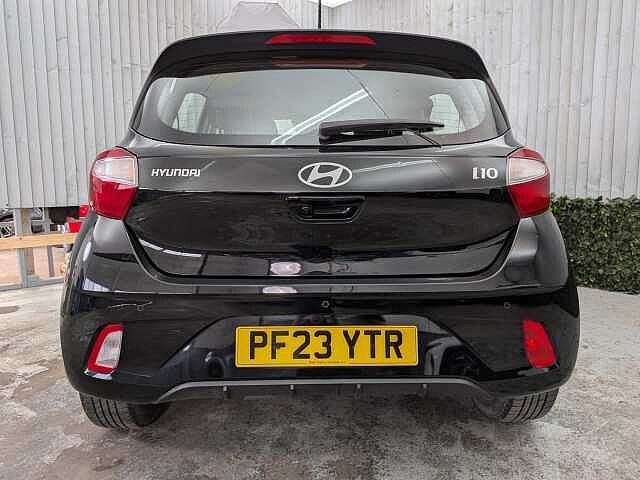 Hyundai I10 1.0 Advance Euro 6 (s/s) 5dr Phantom Black