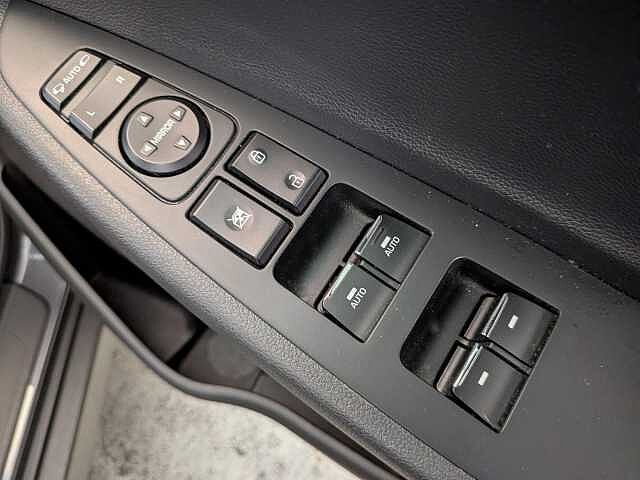 Hyundai TUCSON 1.6 GDi Premium Euro 6 (s/s) 5dr Micron Grey