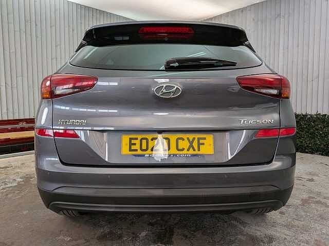 Hyundai TUCSON 1.6 GDi Premium Euro 6 (s/s) 5dr Micron Grey