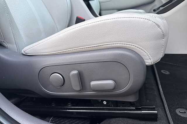 Hyundai KONA 160kW Ultimate 65kWh 5dr Auto Black