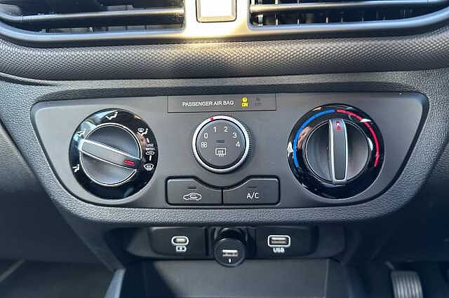 Hyundai i10 1.0 [63] Advance 5dr [Nav]