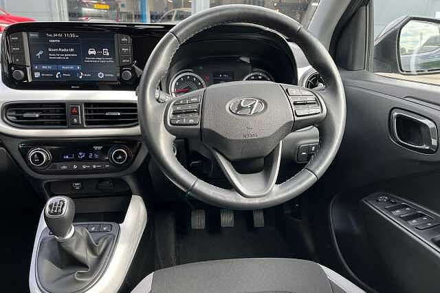 Hyundai i10 1.2 MPi Premium 5dr