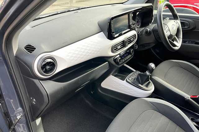 Hyundai i10 1.2 MPi Premium 5dr