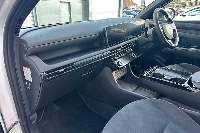 Hyundai TUCSON 1.6T Hybrid N Line S 5dr Auto White