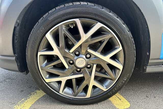 Hyundai KONA 1.6 GDi Hybrid Premium 5dr DCT