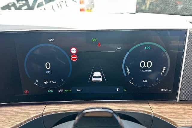 Hyundai SANTA FE 1.6 TGDi Plug-in Hybrid Ultimate 5dr 4WD Auto Black