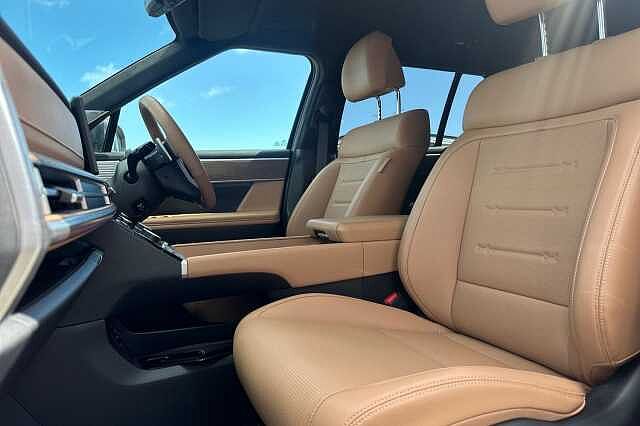 Hyundai SANTA FE 1.6 TGDi Plug-in Hybrid Ultimate 5dr 4WD Auto Black
