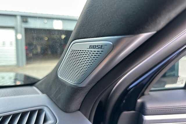 Hyundai SANTA FE 1.6 TGDi Plug-in Hybrid Ultimate 5dr 4WD Auto Black