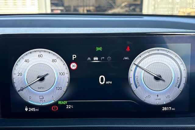 Hyundai INSTER 85kW 02 49kWh 5dr Auto Beige