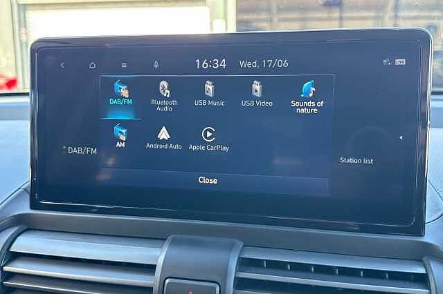 Hyundai INSTER 85kW 02 49kWh 5dr Auto Beige