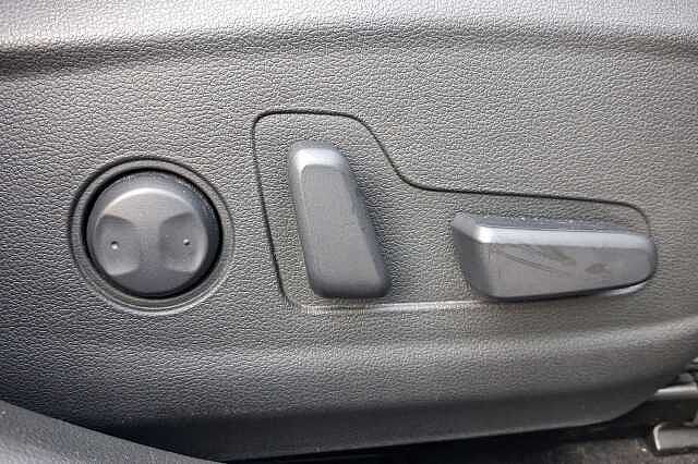 Hyundai KONA 1.6 GDi Hybrid Ultimate 5dr DCT Grey