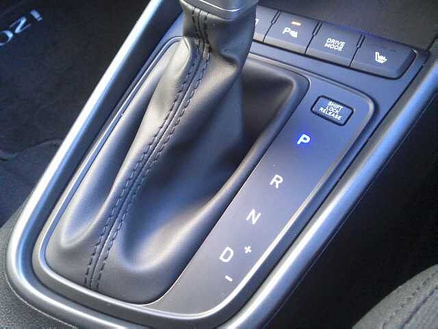 Hyundai i20 1.0T GDi Premium 5dr DCT