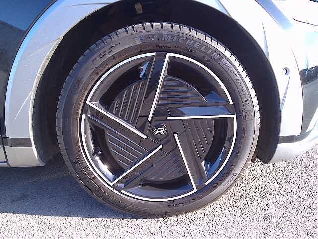 Hyundai IONIQ 5 168kW Ultimate 84 kWh 5dr Auto Abyss Black