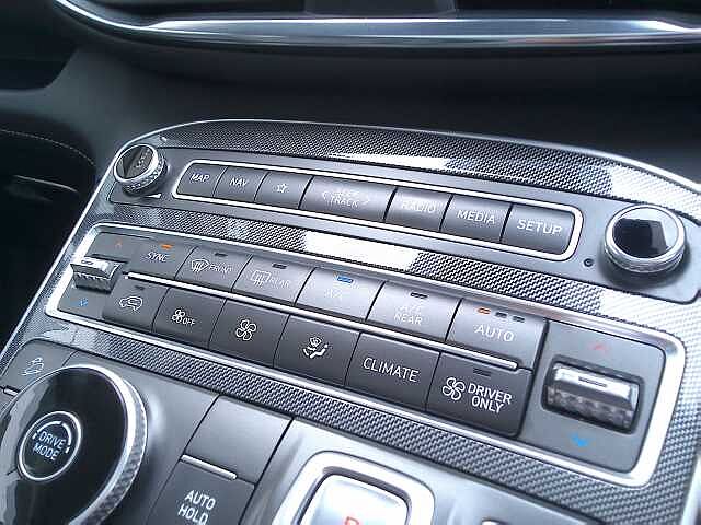 Hyundai SANTA FE 1.6 TGDi Hybrid Ultimate 5dr Auto Magnetic Grey
