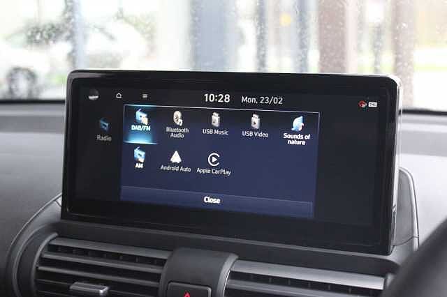 Hyundai INSTER 02 49kWh Abyss Black