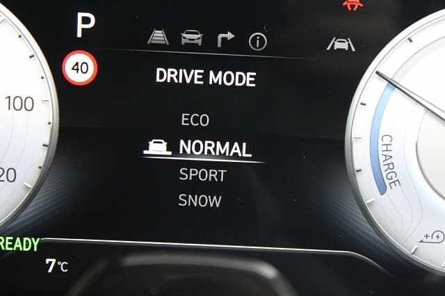 Hyundai INSTER 02 49kWh Abyss Black