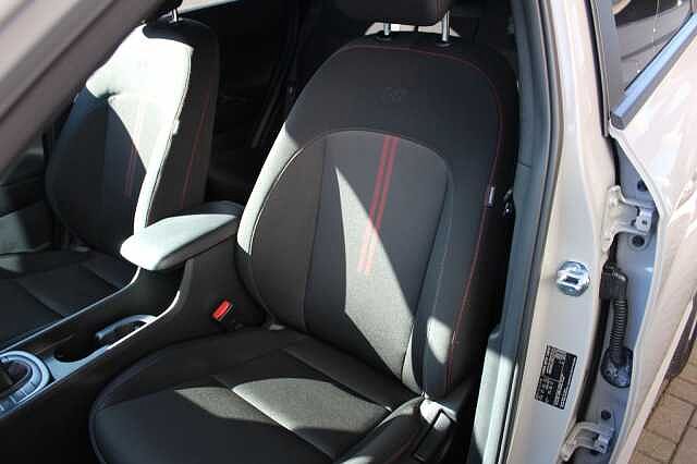 Hyundai KONA N Line 1.0T 120ps 6MT