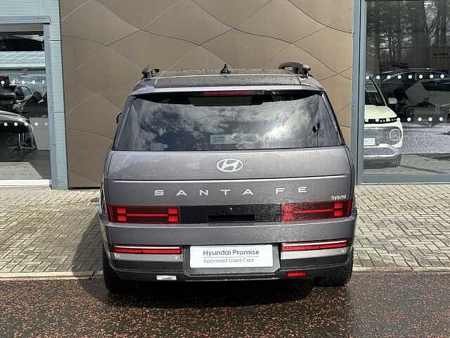Hyundai SANTA FE Ultimate 1.6 T-GDI HEV 2WD Magnetic Force