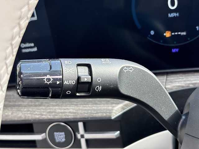 Hyundai SANTA FE Ultimate 1.6 T-GDI HEV 2WD Magnetic Force