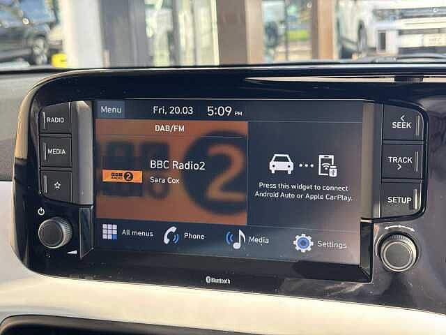 Hyundai I10 Premium 1.0 AMT Mangrove Green