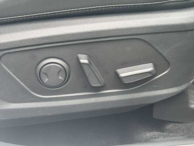 Hyundai TUCSON Ultimate 1.6 T-GDI HEV WHITE