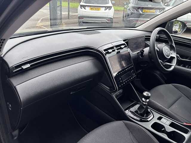 Hyundai TUCSON SE Connect 1.6 T-GDI Phantom Black