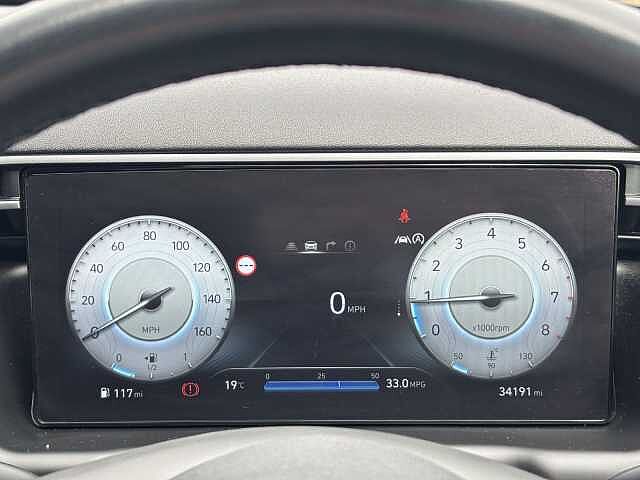 Hyundai TUCSON SE Connect 1.6 T-GDI Phantom Black