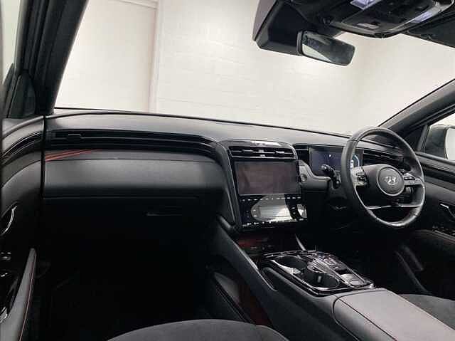 Hyundai TUCSON 1.6 TGDi Plug-in Hybrid N Line S 5dr 4WD Auto SILVER