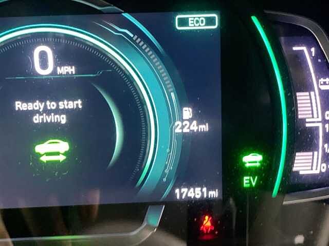 Hyundai IONIQ 1.6 GDi Hybrid Premium SE 5dr DCT