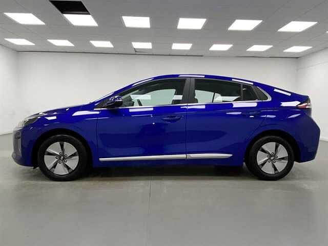 Hyundai IONIQ 1.6 GDi Hybrid Premium 5dr DCT