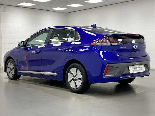 Hyundai IONIQ 1.6 GDi Hybrid Premium 5dr DCT