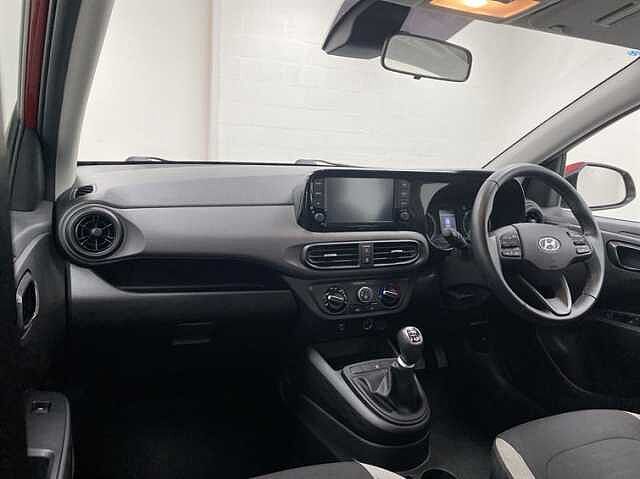 Hyundai I10 1.0 MPi SE Connect 5dr RED