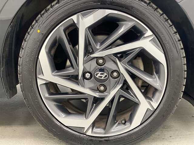 Hyundai I20 1.0T GDi 48V MHD Premium 5dr BLACK