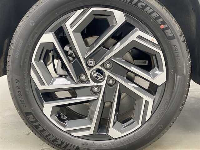 Hyundai TUCSON 1.6T Hybrid Ultimate 5dr Auto SILVER